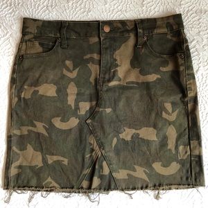 Atar’d State Camo Skirt